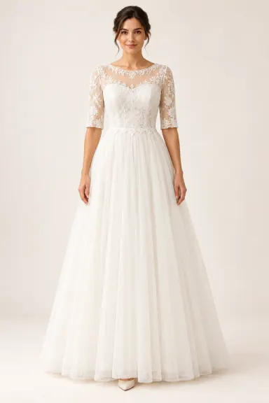 Robe demoiselle d’honneur dentelle Céleste, champagne clair : robe portée par une femme adulte
